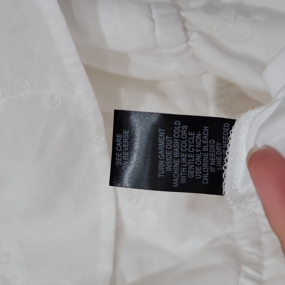 Off the shoulder white embroidered dress - Picture 6 of 7